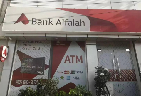 1348345i2yf7md1de7b2c9zahb