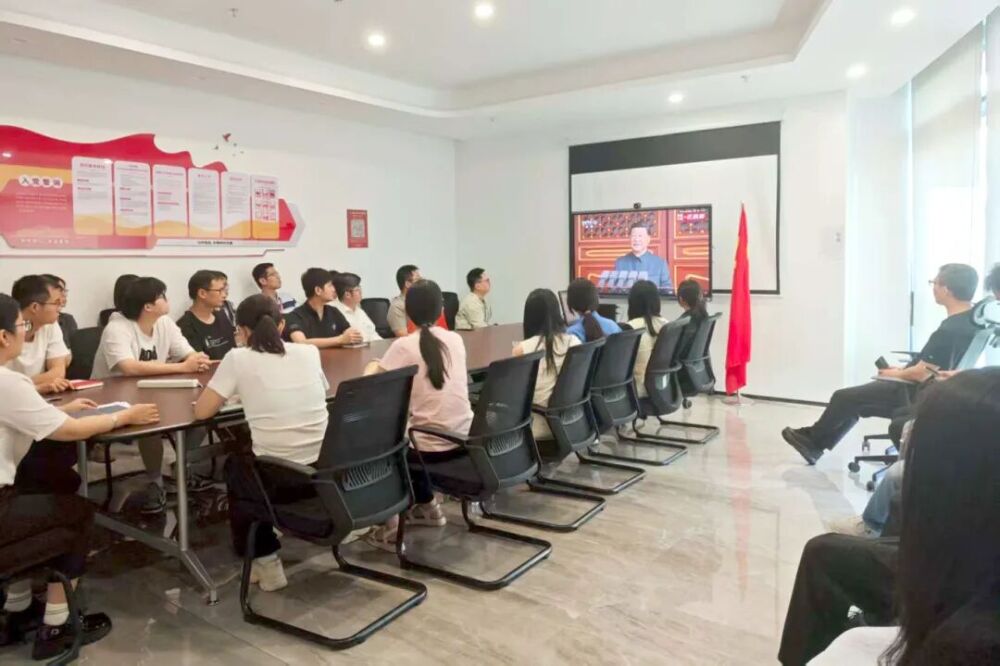 141319f0aaclgfn62cepu9cclc