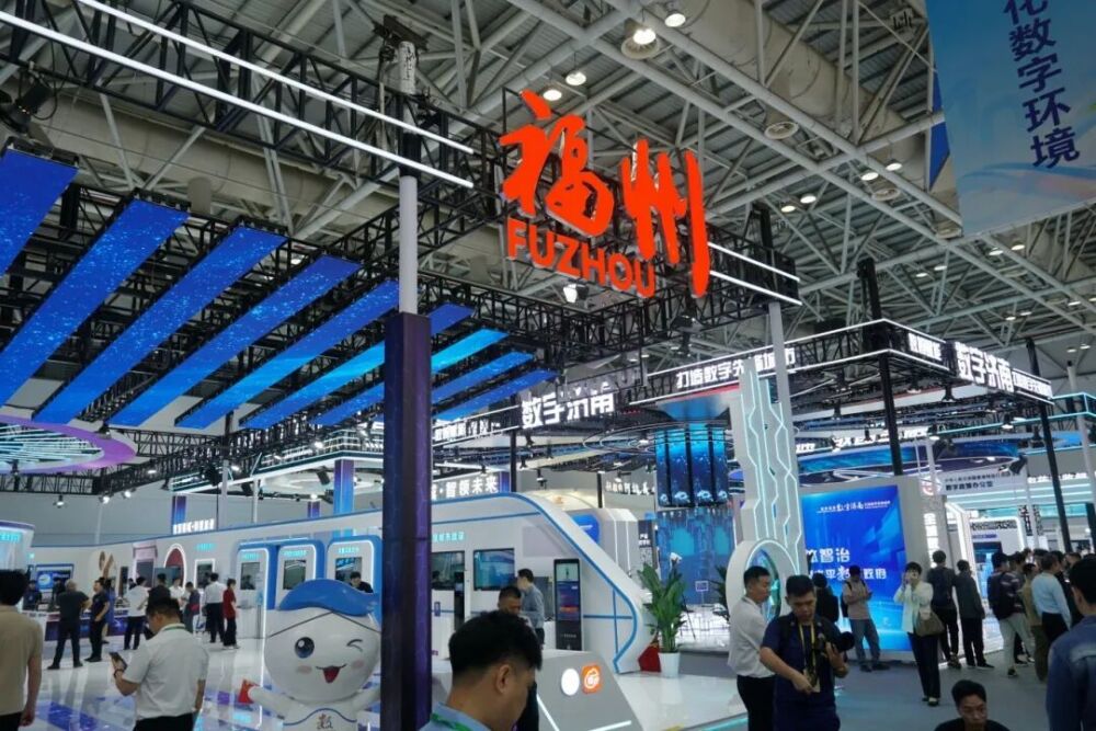 1722584udzv8nxuf6cbtc28ccl