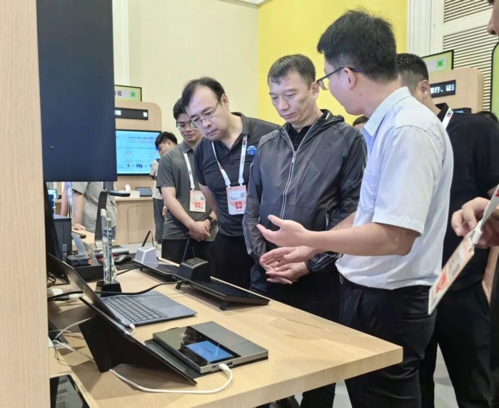 15044104mfvxuwc2rpf78jye79